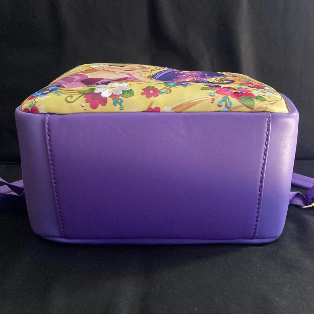 Rapunzel Dreams Mini Backpack 💜☀️ - Picture 8 of 9